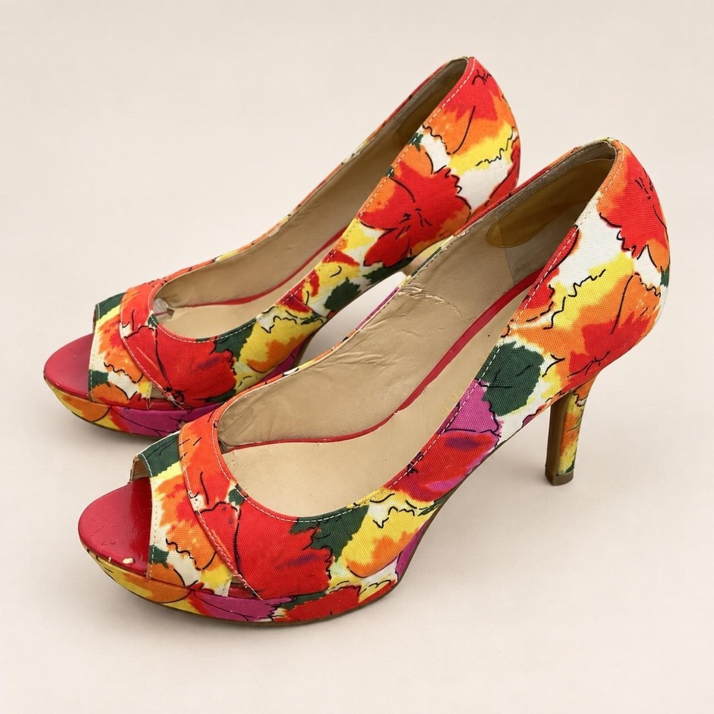 Audrey Brooke Floral Peep-Toe Platform Heels | 7M